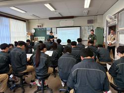 LINE_ALBUM_岐南工業出前授業_260727_68.jpg